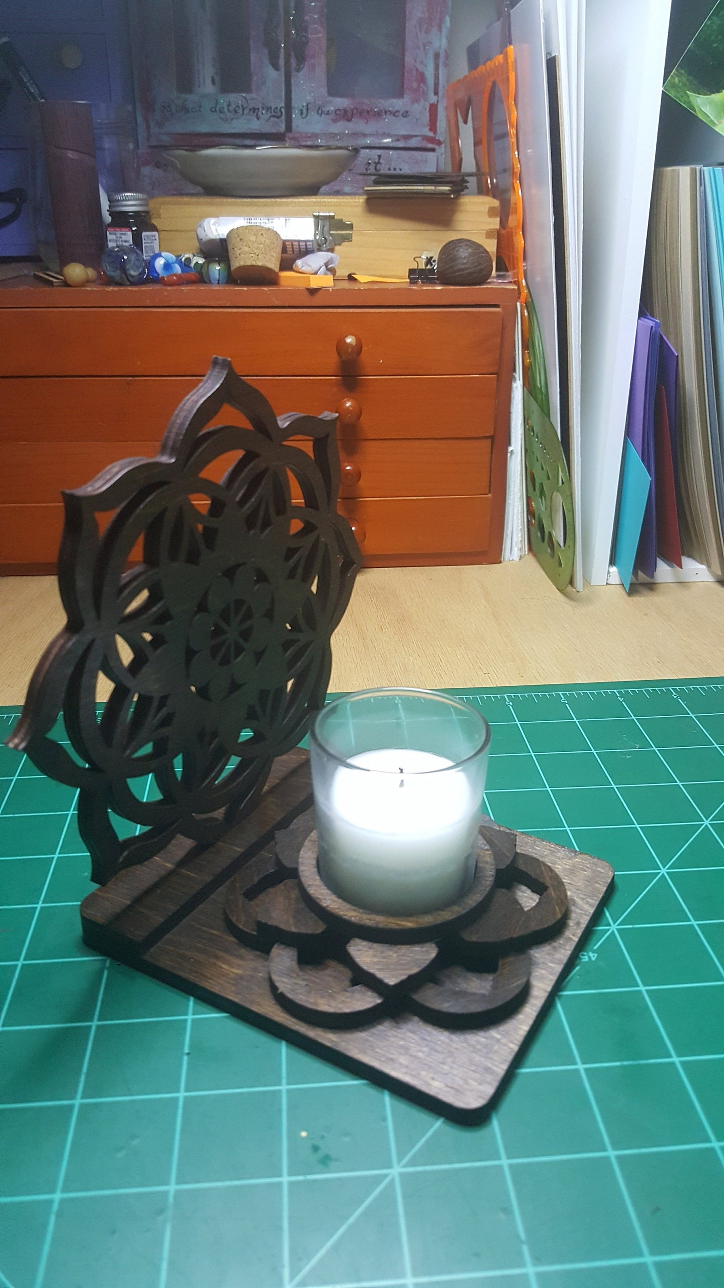 Tea Light Candle Lamp - Carved Mandala Flower
