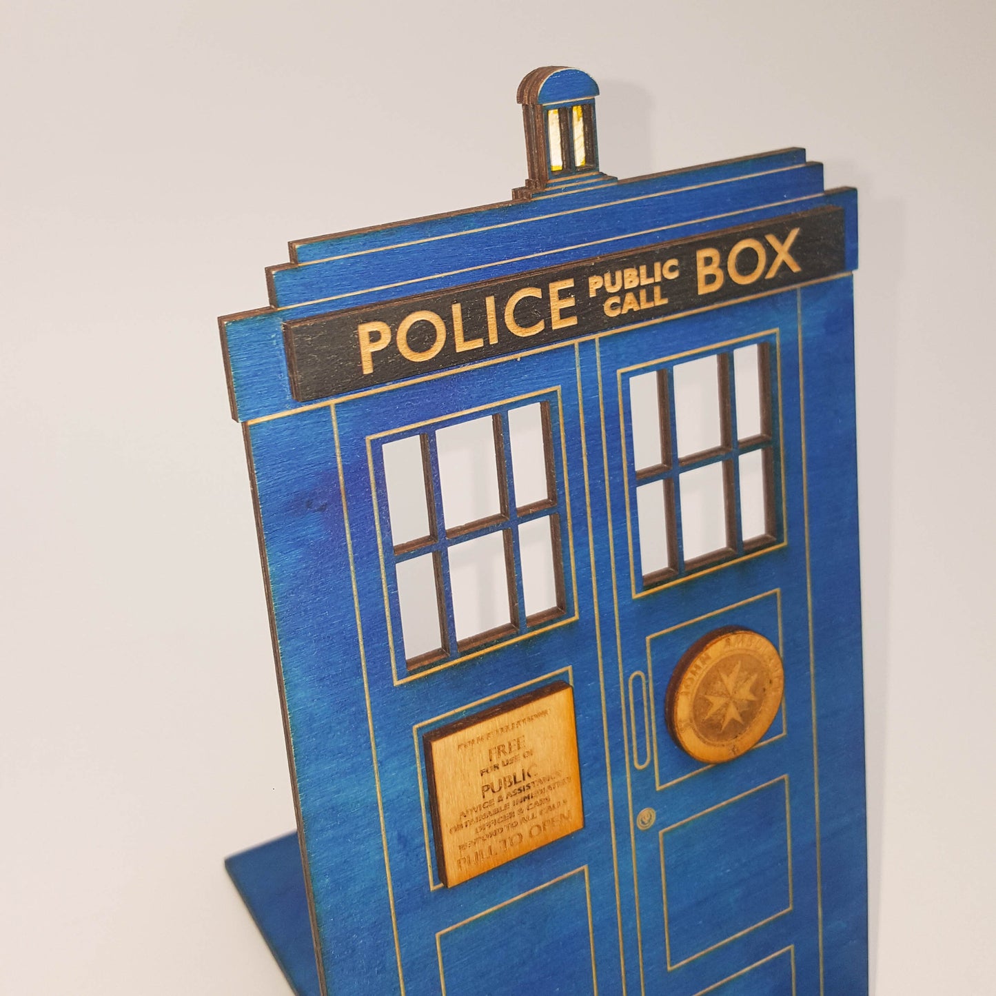 Doctor Who TARDIS Cell Phone Stand